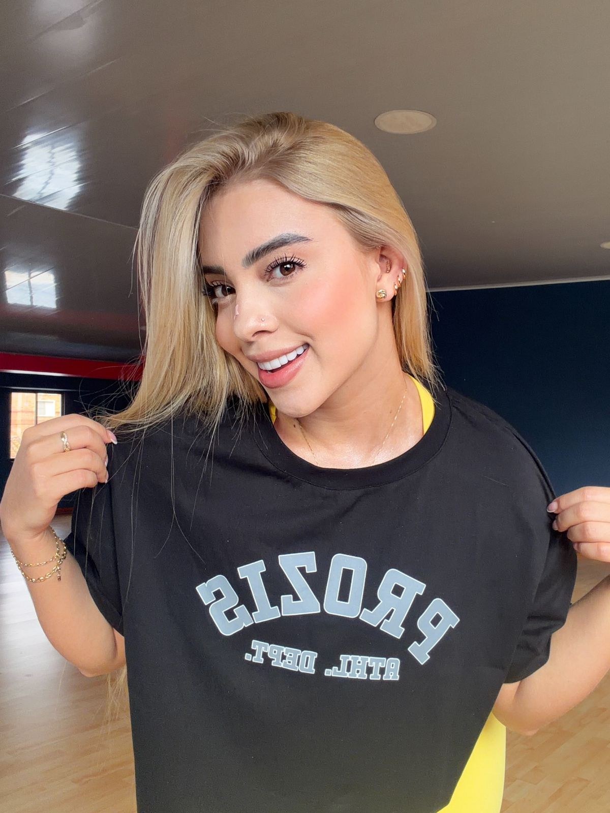 Karen Ariza — retrato editorial